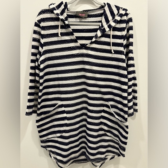 For Cynthia Other - For Cynthia Blue and White 3/4
Sleeve Hoodie Beach Coverup
Womens Size Medium